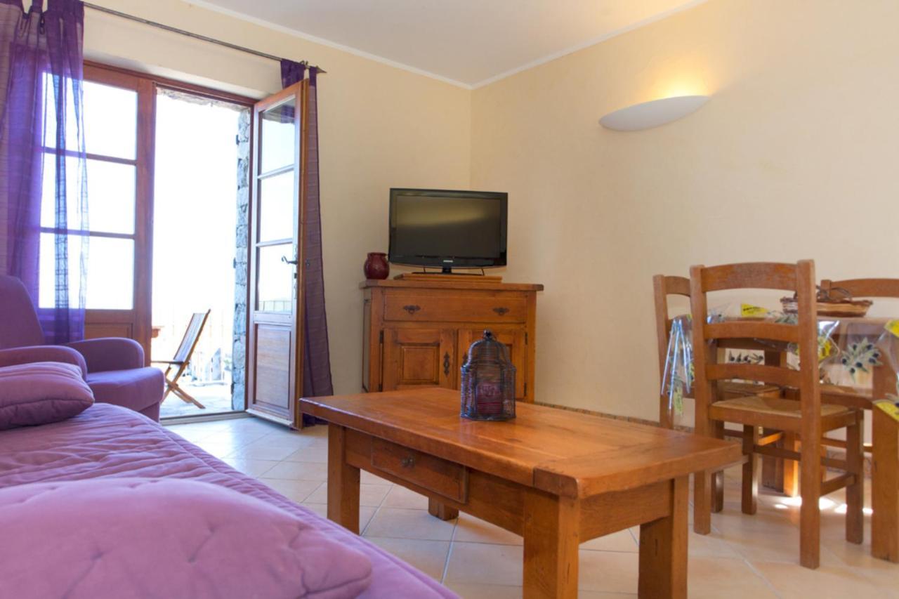 Campu Latinu Apartment Lama Bagian luar foto